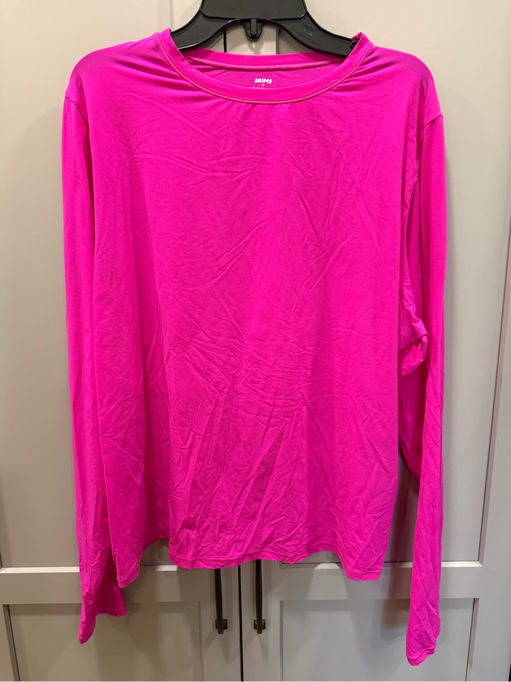SKIMS Bright Fuchsia Long Sleeve Tee